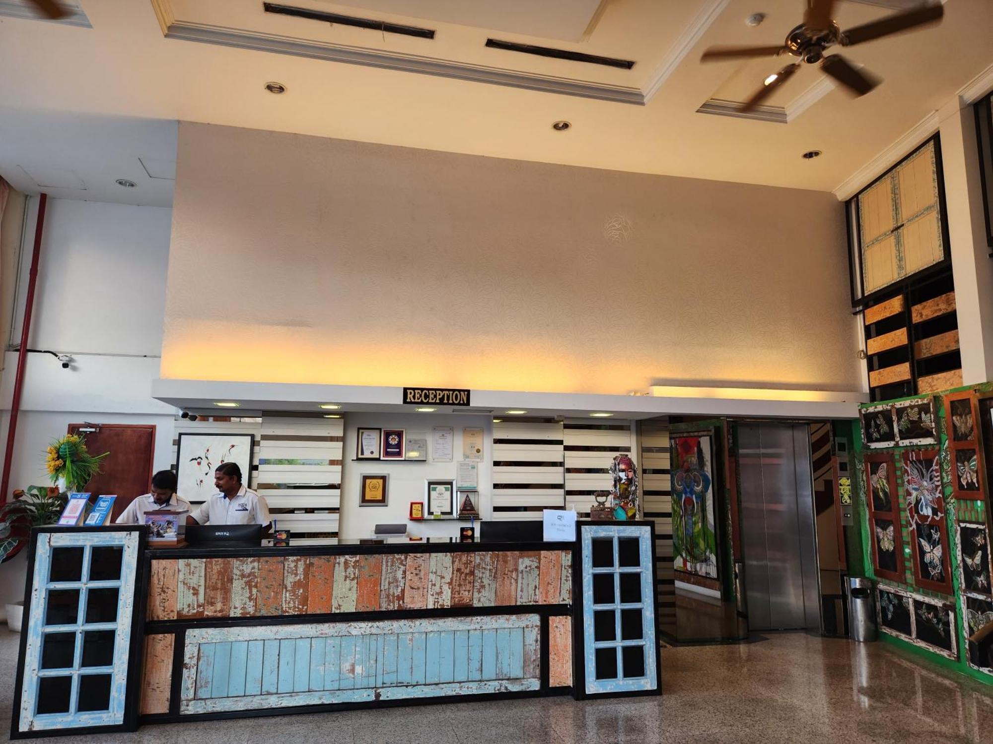 园博会酒店 怡保 外观 照片